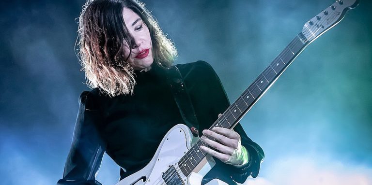 SHEconomy Jahrescharts: Sarahs Top 5 Songtextzeilen von Frauen und für jede Gelegenheit