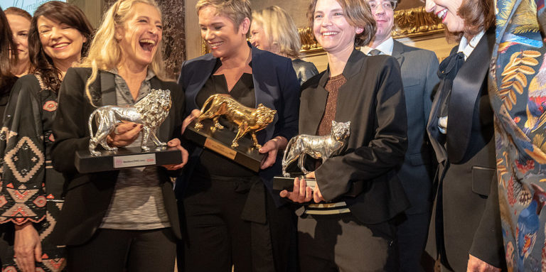 Wir verlosen 6 Online-Tickets für den Journalistinnenkongress!