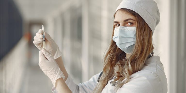 Praktika in Naturwissenschaft und Technik