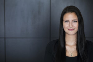 Das Leben ist bunt, die Trauer auch – Ein himmelblauer Karriereweg