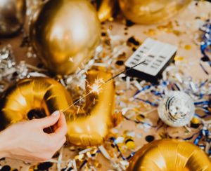 Silvesterumfrage 2021: Glücksbringer, Süßigkeiten & Selbstgekochtes