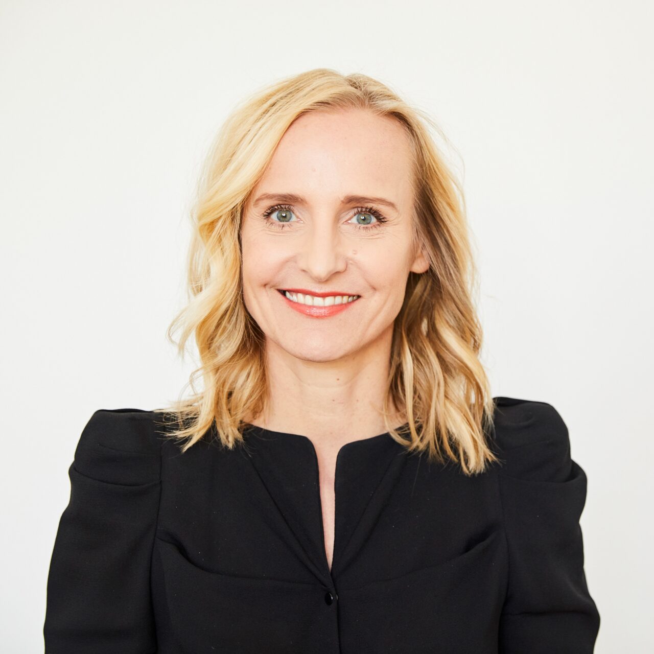 Mag. Dr. Eveline Steinberger