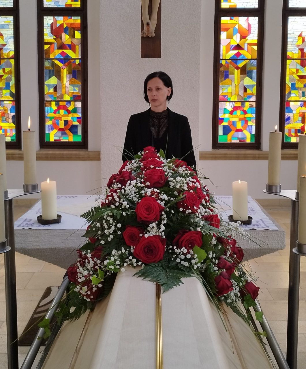 Sandra Praßl in der Bestattung