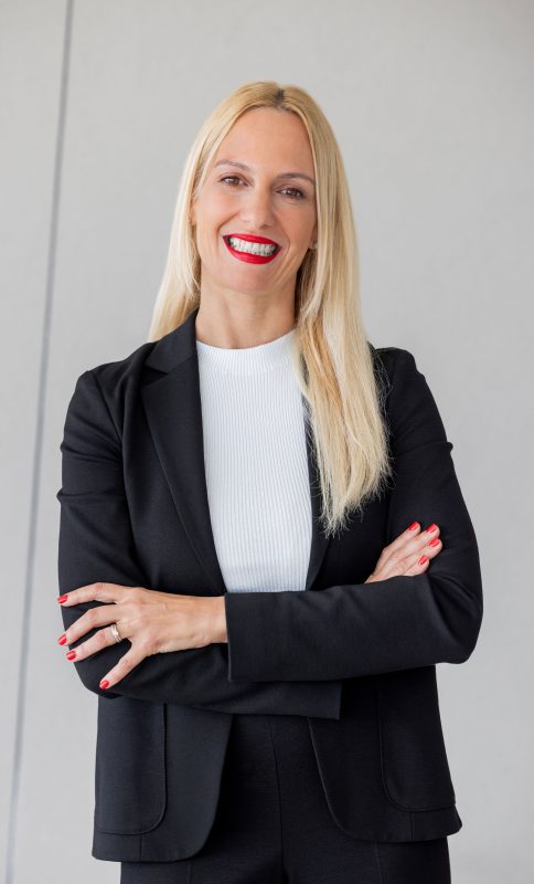 Martina Maurer verstärkt Vorstand von hobex als Chief Commercial Officer