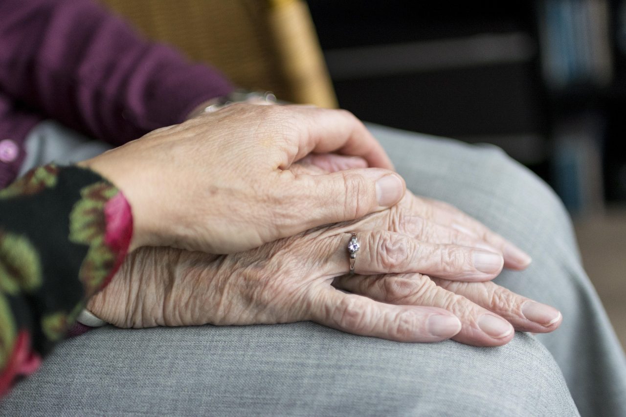 Featured article: Raus aus der Komfortzone, rein in den Care-Kosmos. Opinion topic from Sheconomy.