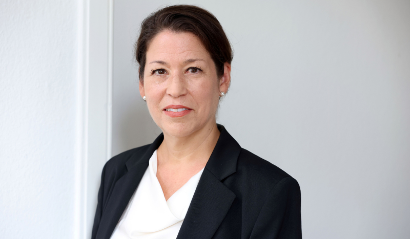 Miriam Holbe-Finkelnburg steigt an die Spitze von Hotwire Deutschland auf