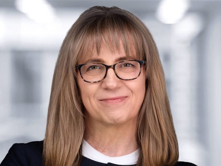 Hochtief beruft Christa Andresky zur neuen Finanzvorständin