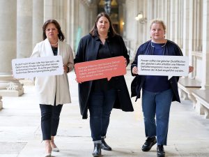 Gleichstellung bei Pensionen bleibt Herausforderung: Frauen erhalten rund 40 Prozent weniger Pension als Männer