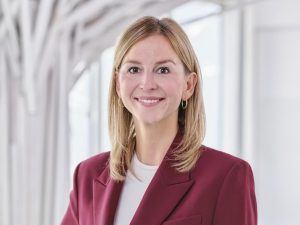 Isabel Vollers führt künftig Hitachi Rail Deutschland