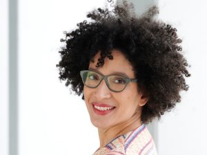 Kenza Ait Si Abbou wechselt als CTO in den Vorstand von Fiege