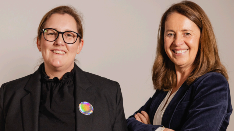 Generationenwechsel bei „Lässig“: Anne-Laure Bigot übernimmt Geschäftsführung von Claudia Lässig