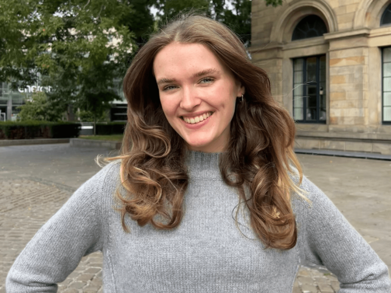 Von der Schulbank zur Gründerin