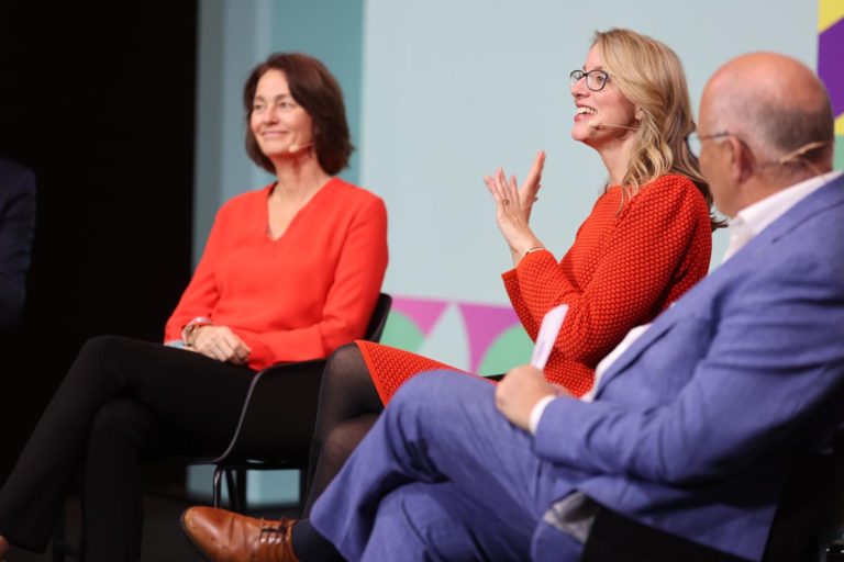 „Künstliche Intelligenz braucht Regeln – und den Faktor Mensch“