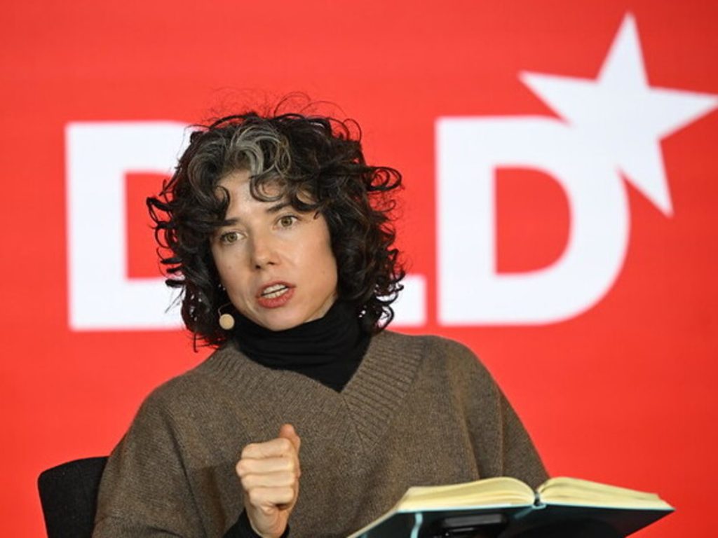 Don´t train the AI, train your Babies