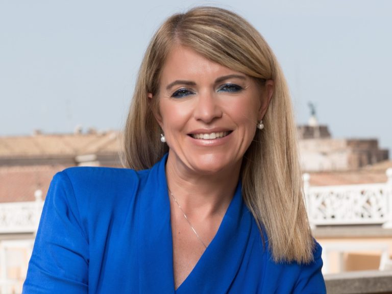 Francesca Cozzolino avanciert zur Country Managerin bei Pfizer Österreich: Fokus auf innovative Krebstherapien und Impfstoffe