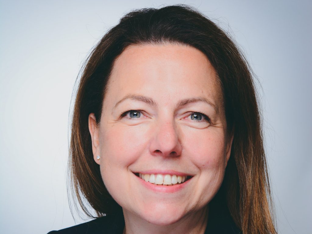 Finanzexpertin mit Weitblick: Regine Sweens übernimmt CFO-Rolle bei AstraZeneca Österreich
