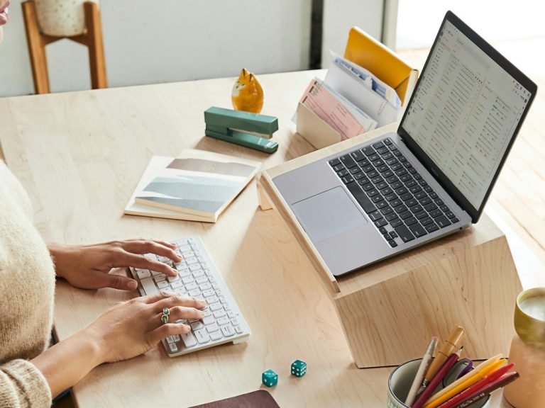 Trautes Heim, Fleiß allein?