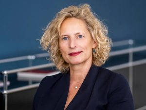 Erstmals eine Frau an der Spitze: Egon Zehnder ernennt Elke Hofmann zur neuen Deutschland-Chefin