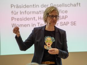Tech-Ökonomie öffnet Frauen neue Chancen