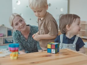 430.000 Kindergartenplätze fehlen, aber 100.000 Stellen sind frei: Wie zwei Frauen die Kinderbetreuung in Deutschland neu gestalten