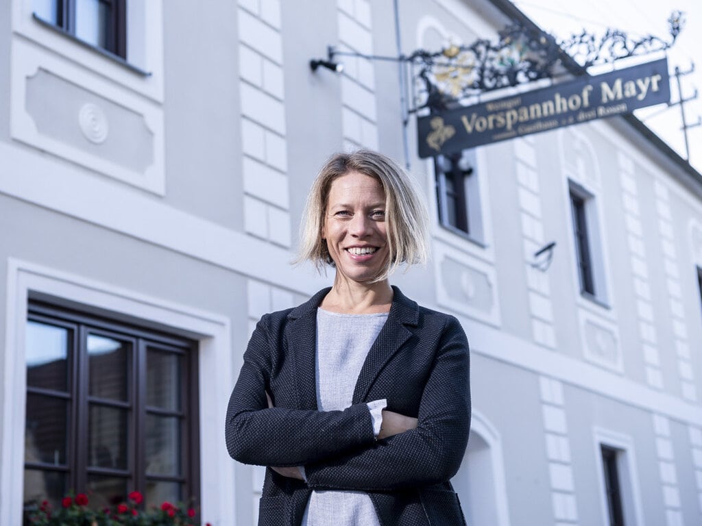 Leadership ist um keinen Deut einfacher als Weinmachen, weiß Silke Mayr vom Weingut Vorspannhof in Dross. Foto: Robert Herbst