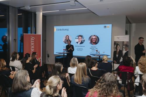 20251030-sheconomy-page-executive-115