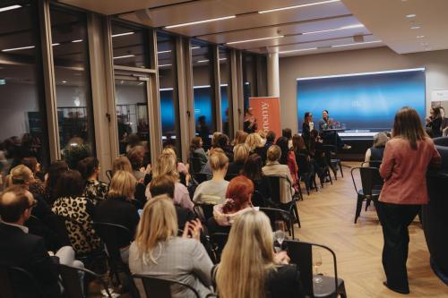 20251030-sheconomy-page-executive-133