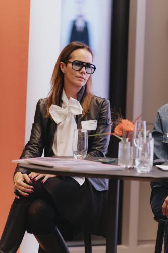 20251030-sheconomy-page-executive-134