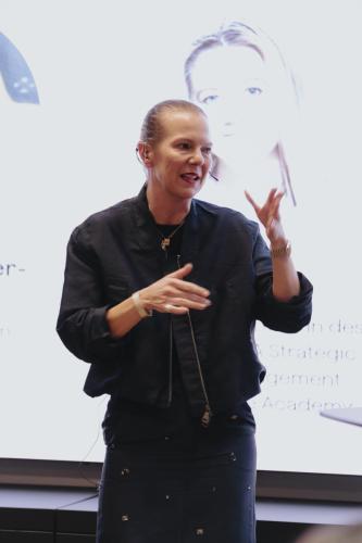 20251030-sheconomy-page-executive-141