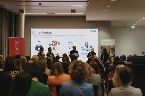 20251030-sheconomy-page-executive-152