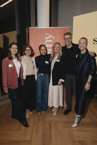 20251030-sheconomy-page-executive-180