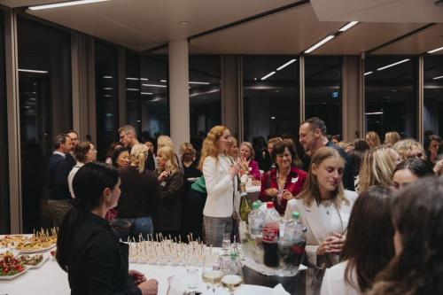 20251030-sheconomy-page-executive-195