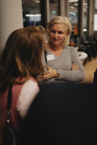 20251030-sheconomy-page-executive-220