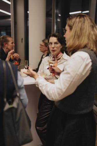 20251030-sheconomy-page-executive-237