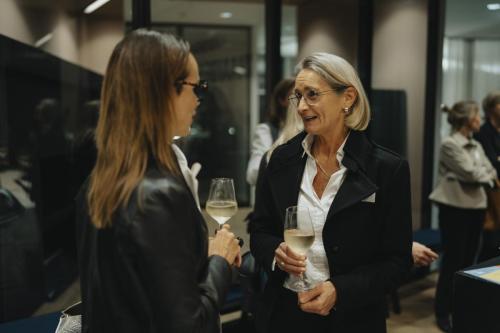 20251030-sheconomy-page-executive-29