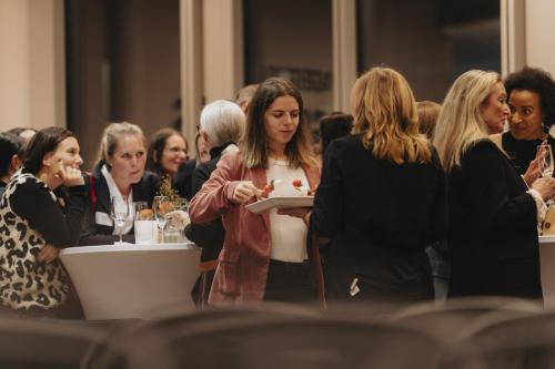 20251030-sheconomy-page-executive-92